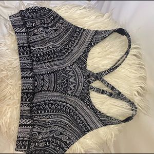 LULULEMON ENERGY BRA TRIBAL PACE PRINT SIZE 10